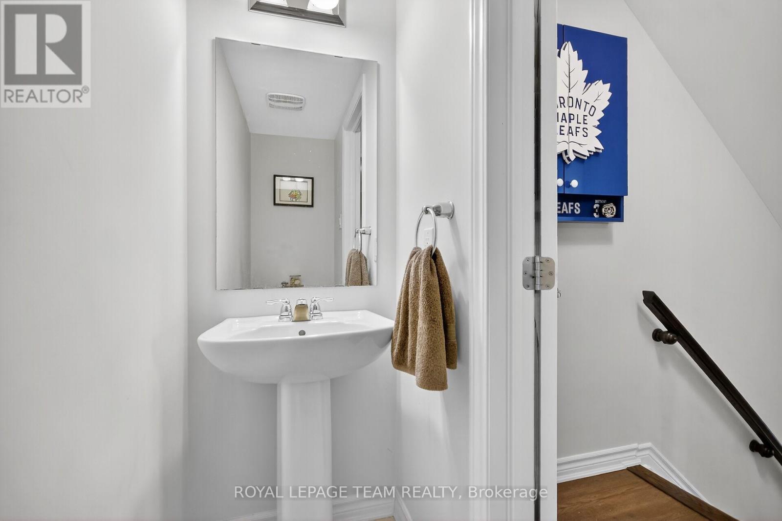 303 Pumpkinseed Crescent, Ottawa, Ontario K2J 6J9 - Photo 29 - X12505274