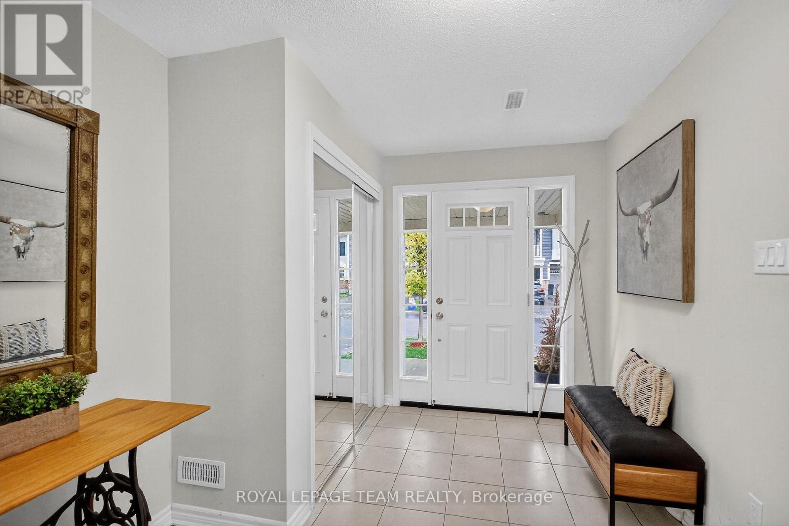 303 Pumpkinseed Crescent, Ottawa, Ontario K2J 6J9 - Photo 3 - X12505274