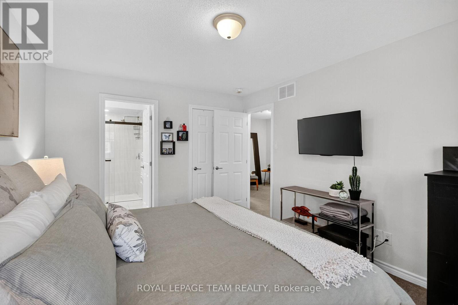 303 Pumpkinseed Crescent, Ottawa, Ontario K2J 6J9 - Photo 32 - X12505274