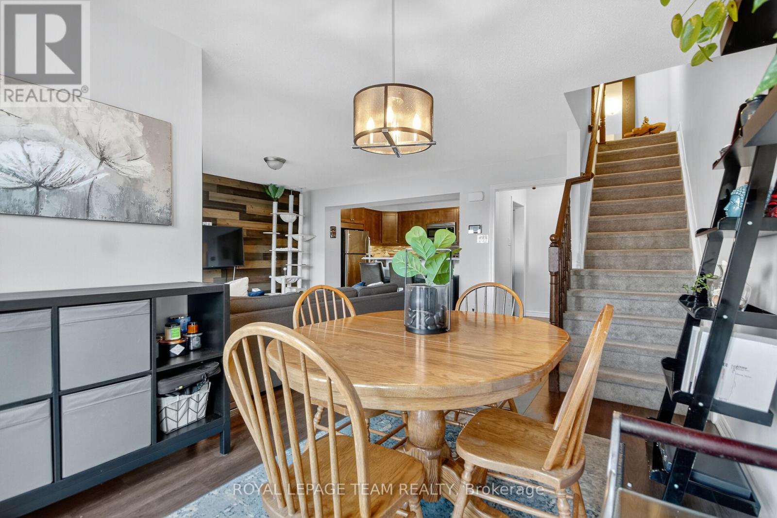 303 Pumpkinseed Crescent, Ottawa, Ontario K2J 6J9 - Photo 5 - X12505274