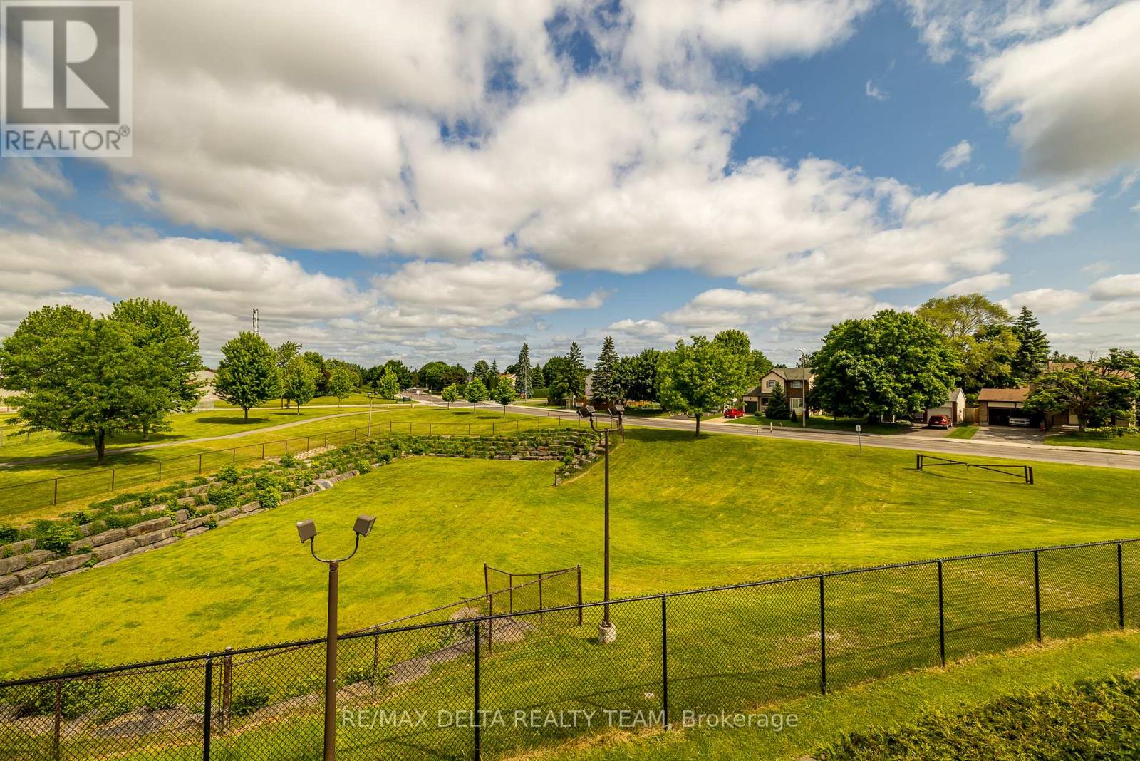 205 - 1720 Marsala Crescent, Ottawa, Ontario  K4A 2G8 - Photo 3 - X12505368