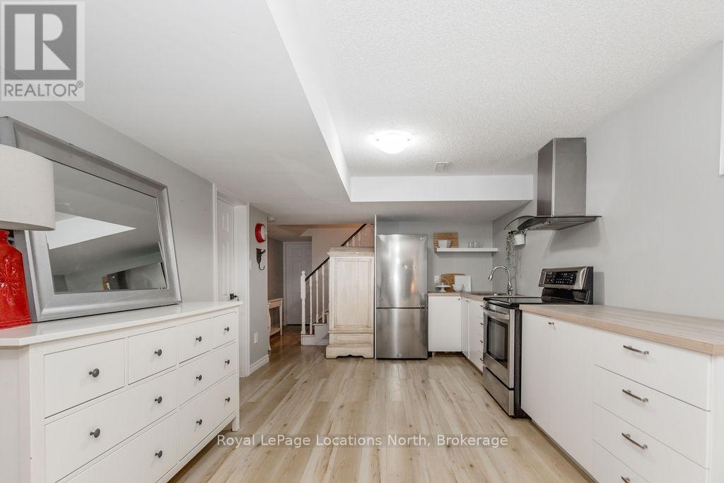 29 Berkshire Avenue, Wasaga Beach, Ontario  L9Z 0G3 - Photo 26 - S12505302