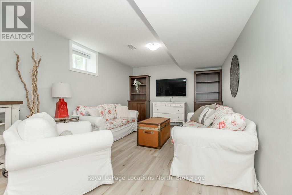 29 Berkshire Avenue, Wasaga Beach, Ontario  L9Z 0G3 - Photo 29 - S12505302