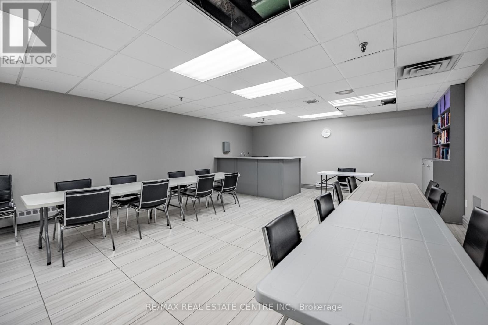 403 - 8 Lisa Street, Brampton, Ontario  L6T 4S6 - Photo 44 - W12505198