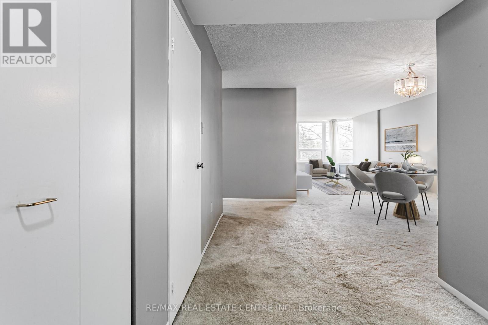 403 - 8 Lisa Street, Brampton, Ontario  L6T 4S6 - Photo 5 - W12505198