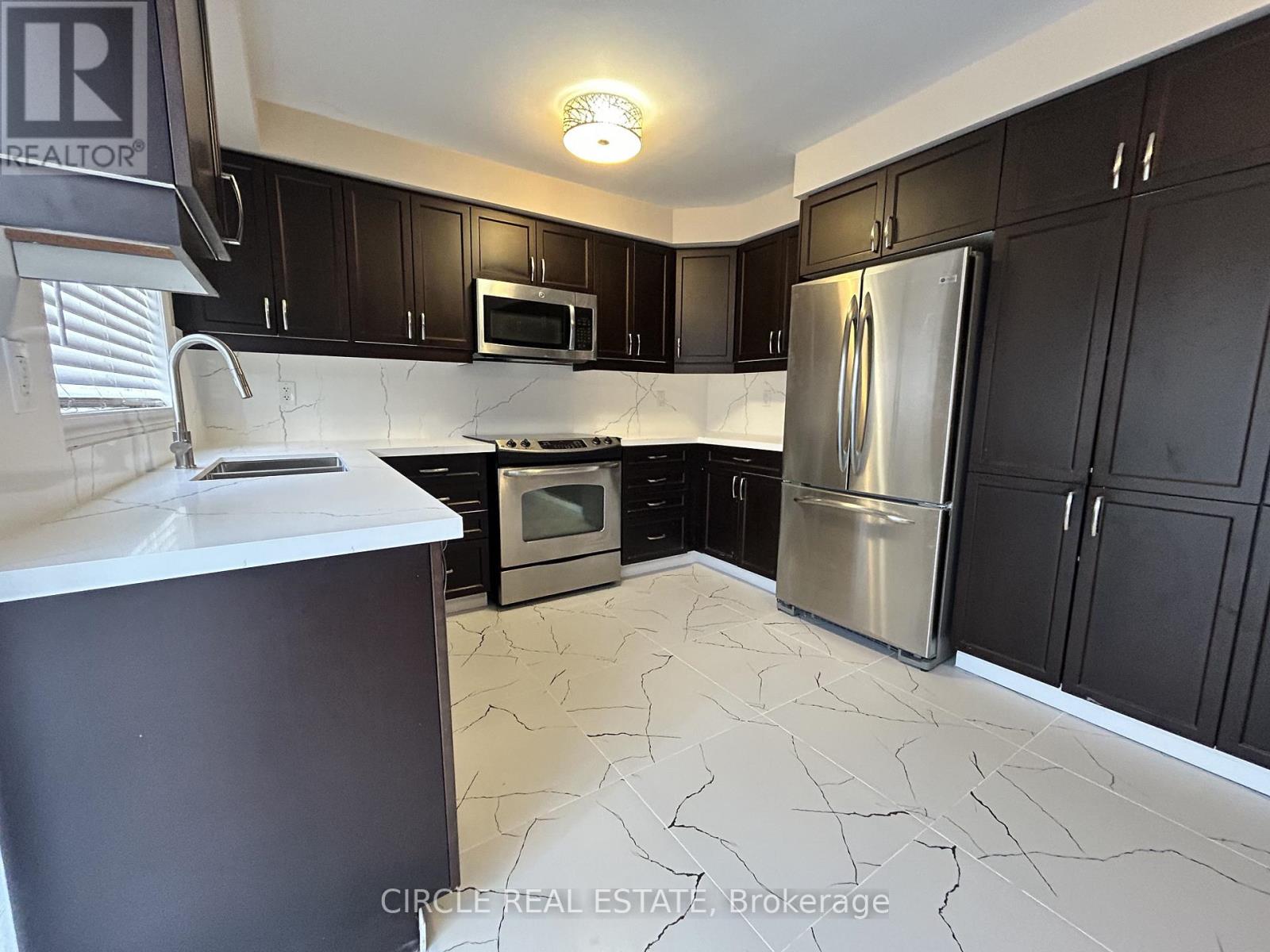 2971 Westoak Trails Boulevard, Oakville, Ontario  L6M 5E5 - Photo 11 - W12505220