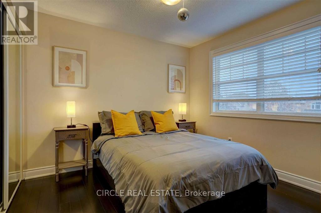 2971 Westoak Trails Boulevard, Oakville, Ontario  L6M 5E5 - Photo 17 - W12505220