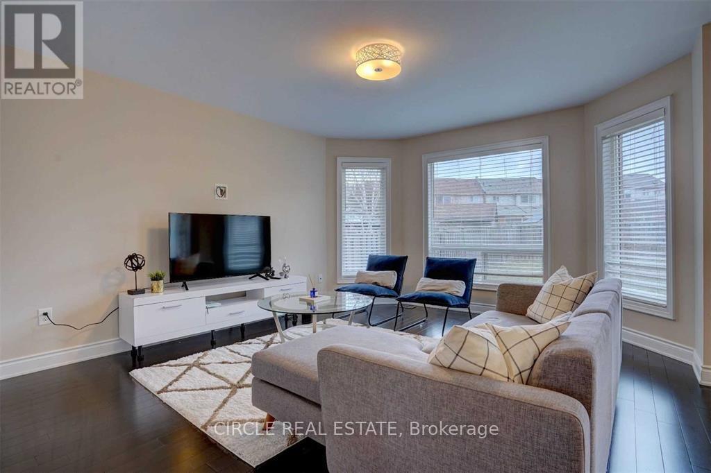 2971 Westoak Trails Boulevard, Oakville, Ontario  L6M 5E5 - Photo 9 - W12505220