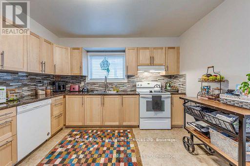 97 Martin Street, Milton, Ontario  L9T 2R3 - Photo 6 - W12505258