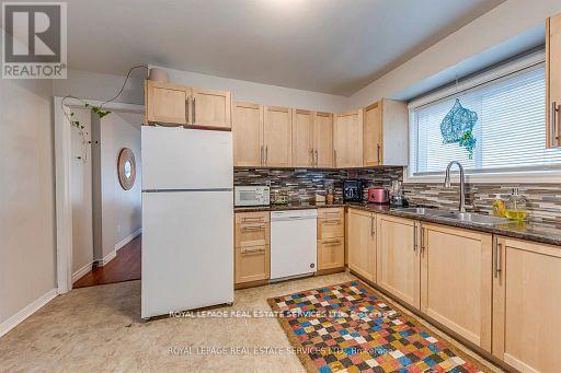 97 Martin Street, Milton, Ontario  L9T 2R3 - Photo 7 - W12505258