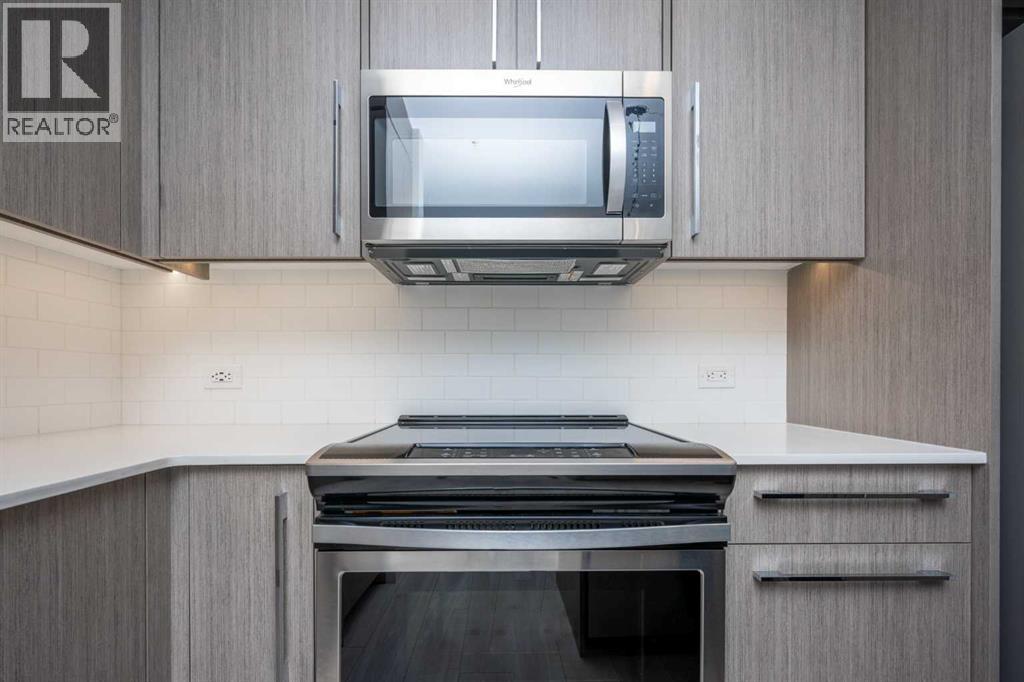 217, 383 Smith Street Nw, Calgary, Alberta  T3B 6J9 - Photo 4 - A2227083