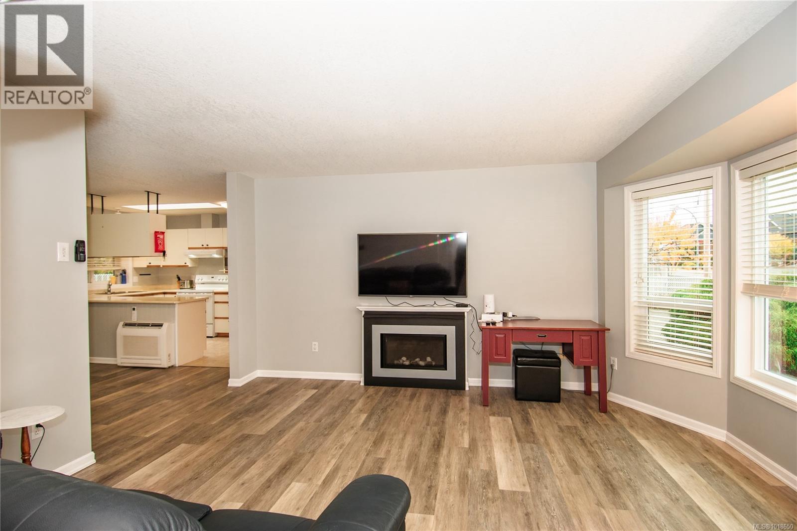 290 Renz Rd, Parksville, British Columbia  V9P 1E3 - Photo 4 - 1018650