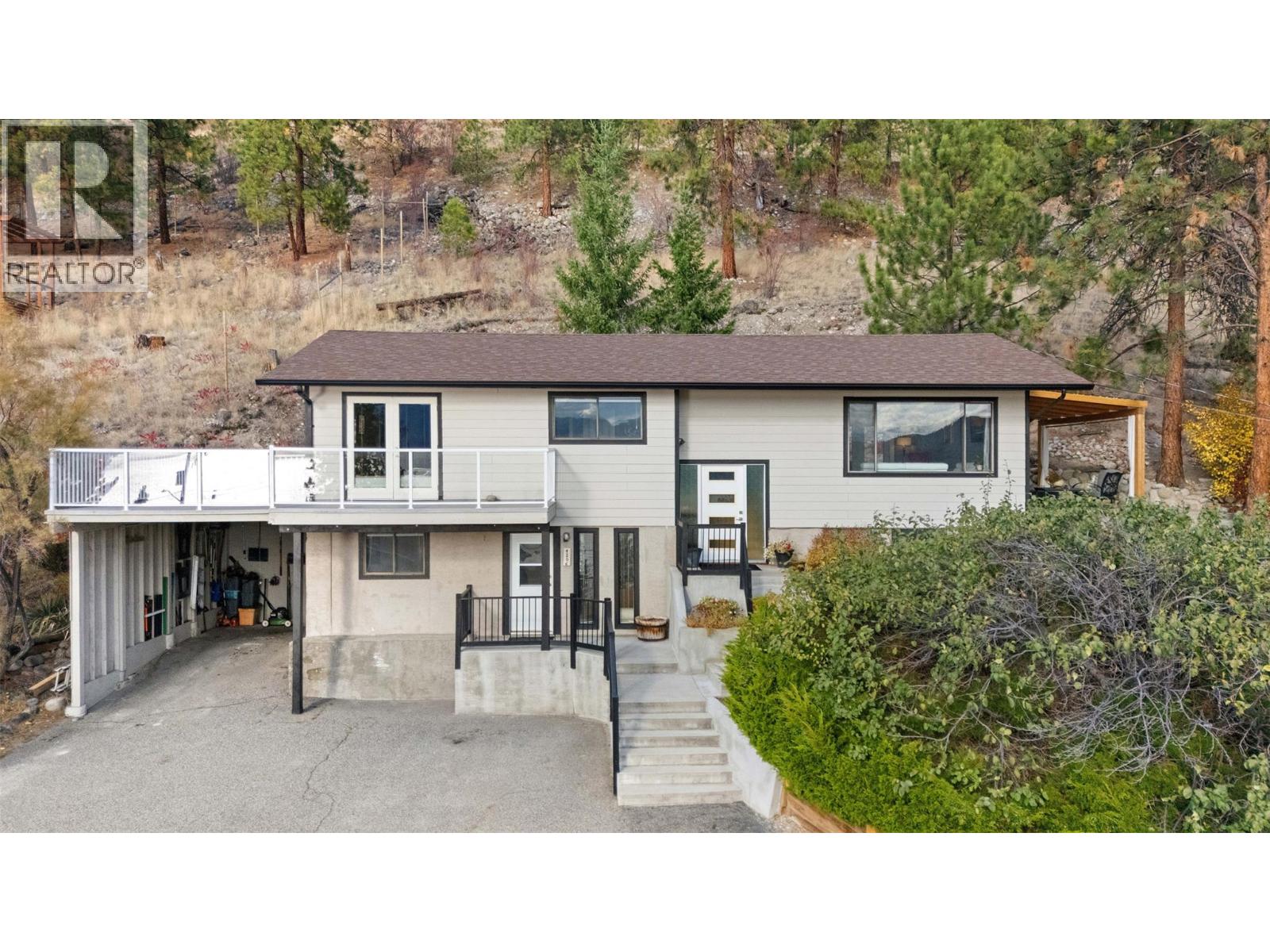 4206 4th Avenue, peachland, British Columbia