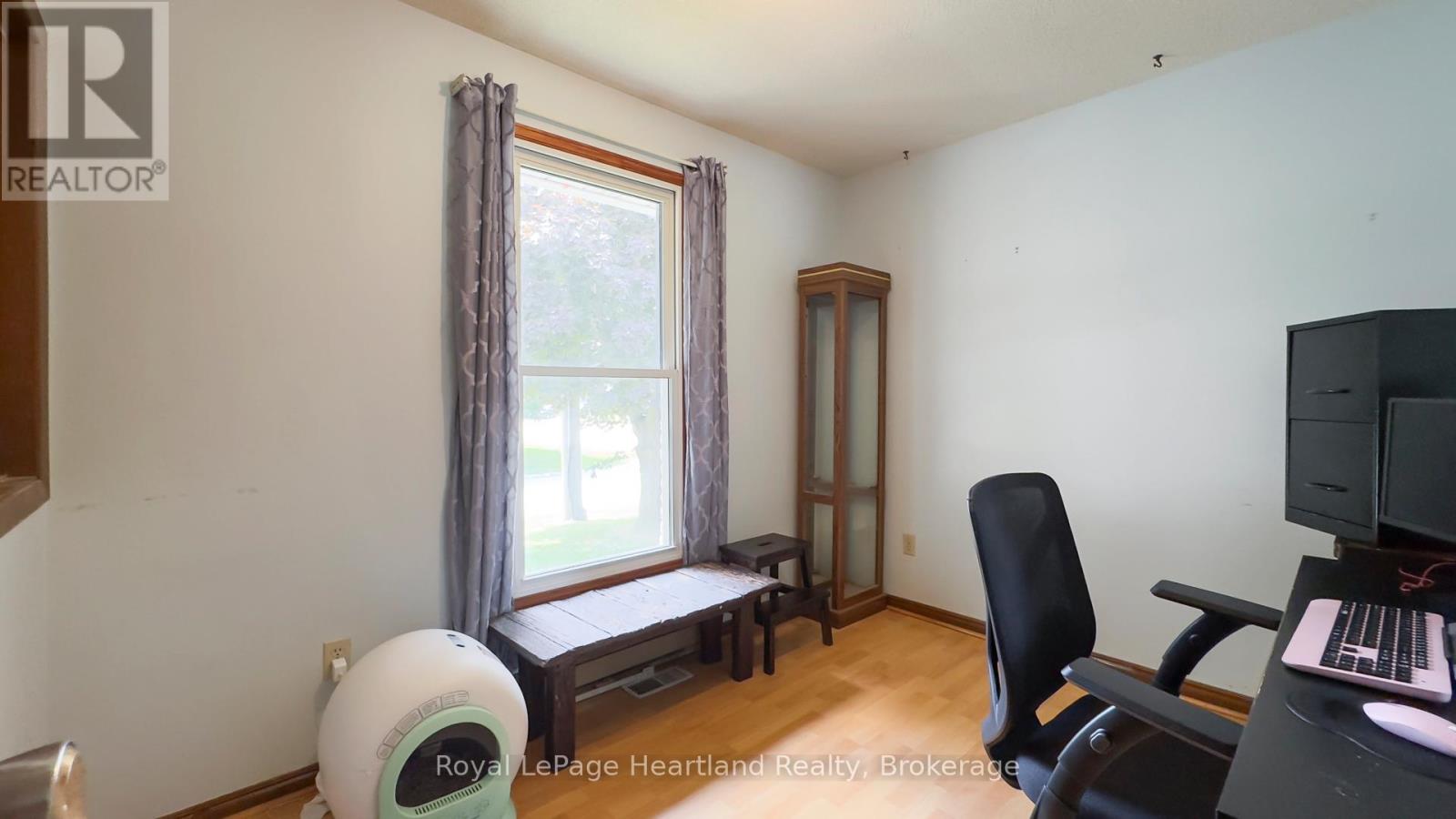 1 Alexander Street, Huron East, Ontario  N0K 1W0 - Photo 17 - X12505346