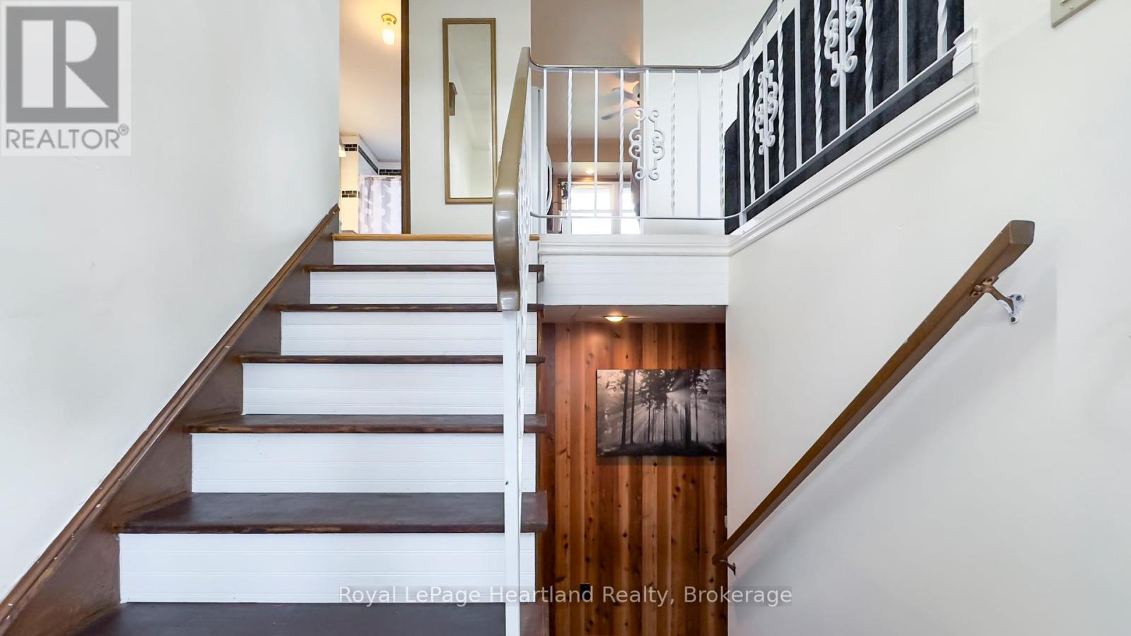 1 Alexander Street, Huron East, Ontario  N0K 1W0 - Photo 25 - X12505346