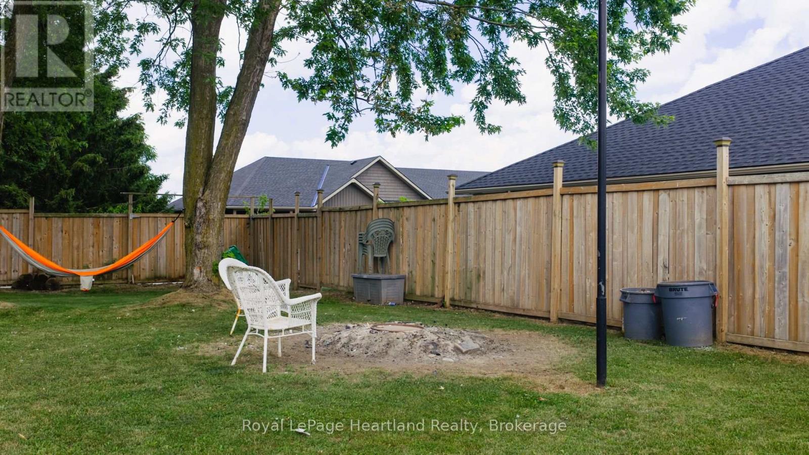 1 Alexander Street, Huron East, Ontario  N0K 1W0 - Photo 44 - X12505346