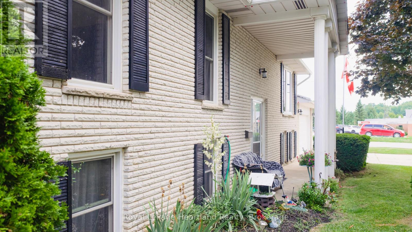 1 Alexander Street, Huron East, Ontario  N0K 1W0 - Photo 5 - X12505346