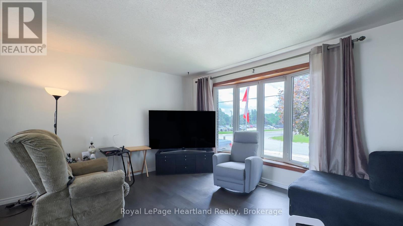 1 Alexander Street, Huron East, Ontario  N0K 1W0 - Photo 6 - X12505346