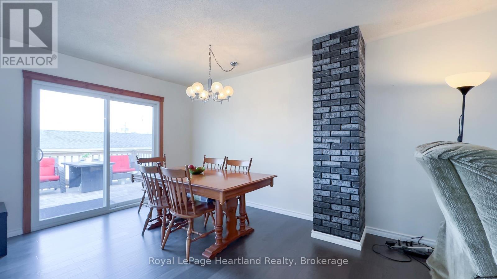 1 Alexander Street, Huron East, Ontario  N0K 1W0 - Photo 9 - X12505346