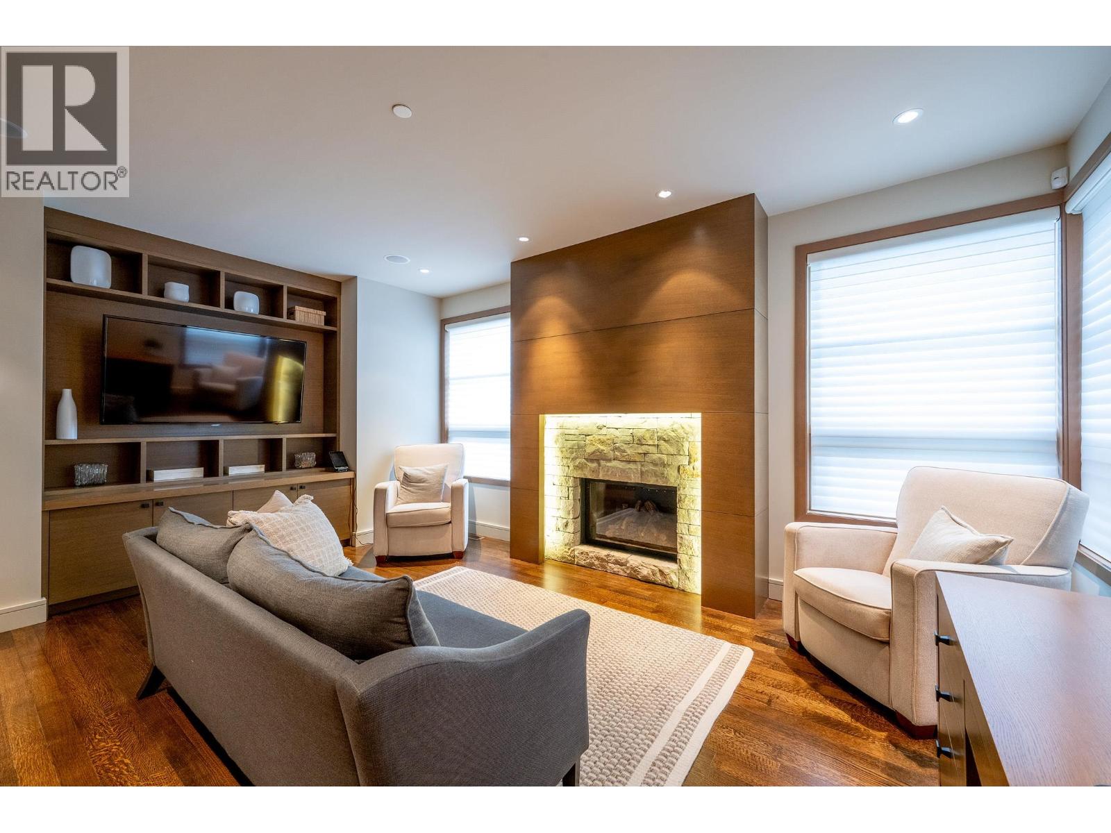 2963 High Point Drive, Whistler, British Columbia  V8E 0L6 - Photo 11 - R3057513