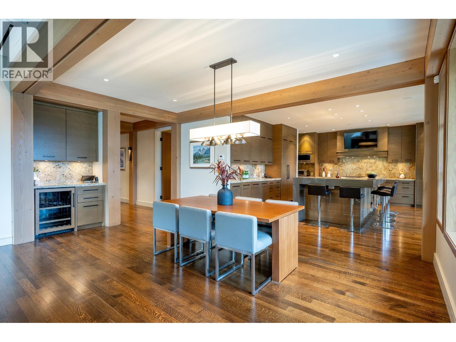 2963 High Point Drive, Whistler, British Columbia  V8E 0L6 - Photo 4 - R3057513