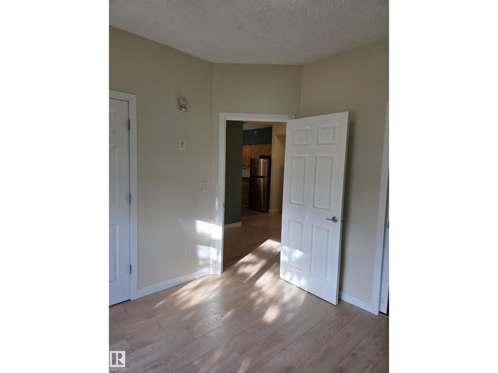 ##2-105 4245 139 Av Nw Nw, Edmonton, Alberta  T5Y 3E8 - Photo 15 - E4464590