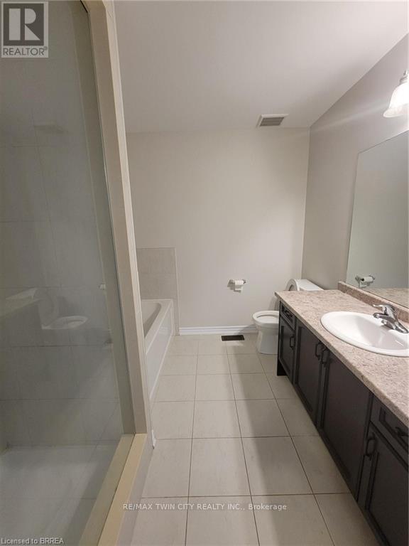 136 Flagg Avenue, Brant, Ontario  N3L 0J8 - Photo 15 - X12505212