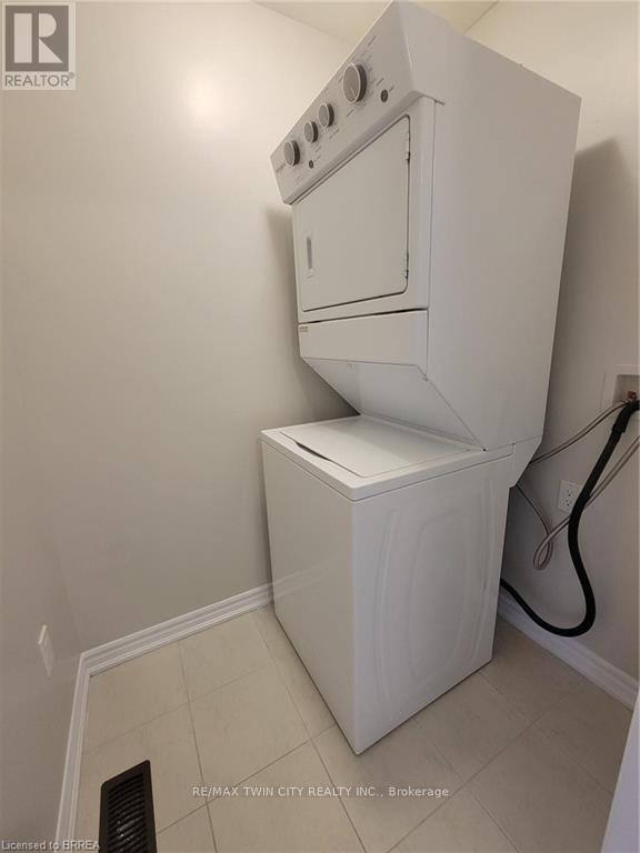 136 Flagg Avenue, Brant, Ontario  N3L 0J8 - Photo 18 - X12505212