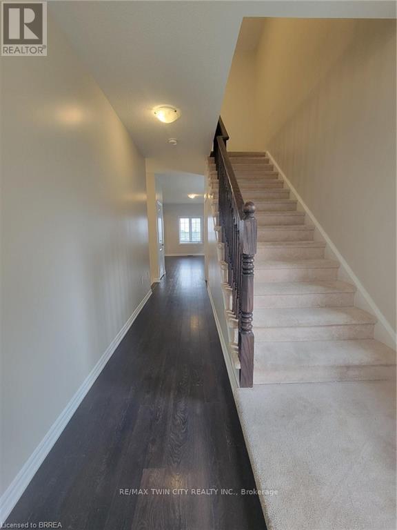 136 Flagg Avenue, Brant, Ontario  N3L 0J8 - Photo 3 - X12505212