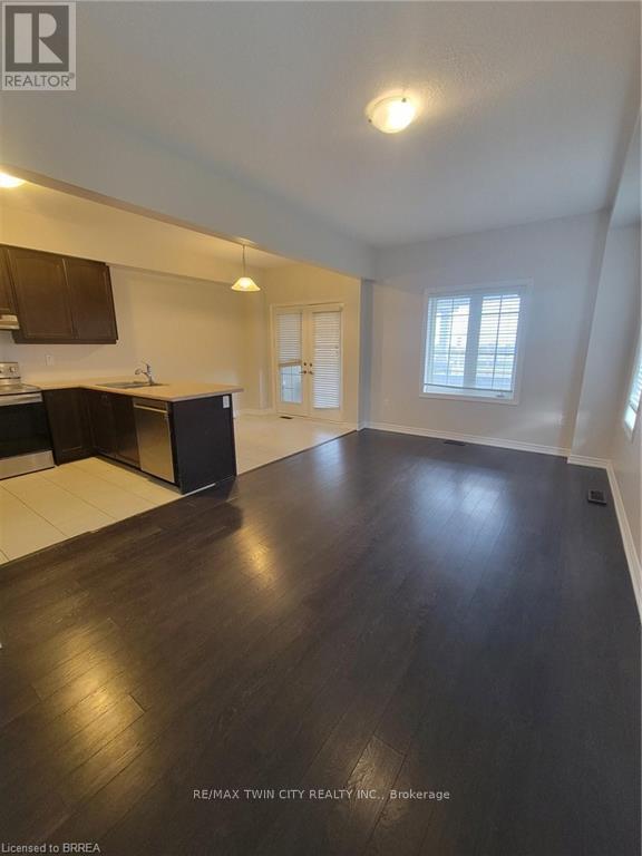 136 Flagg Avenue, Brant, Ontario  N3L 0J8 - Photo 4 - X12505212