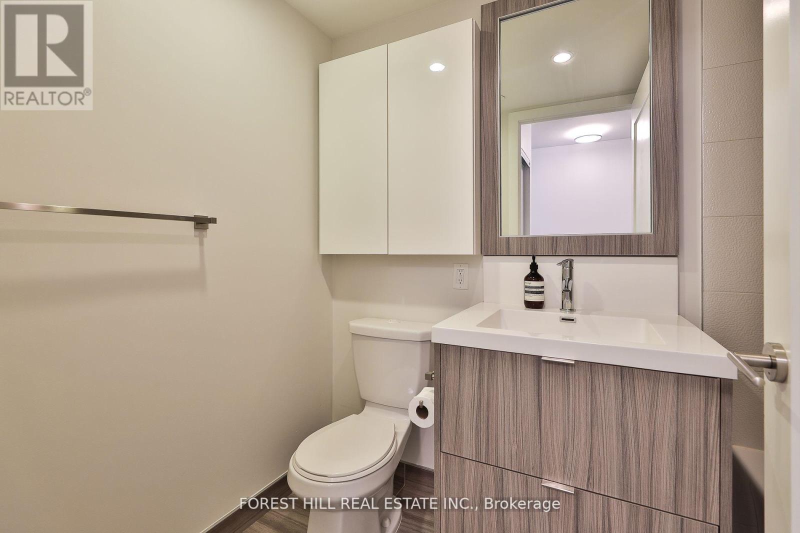 404 - 38 Cameron Street, Toronto, Ontario  M5T 0C3 - Photo 6 - C12505278