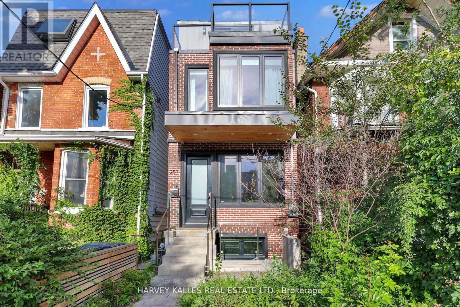 257 BORDEN STREET, toronto (university), Ontario