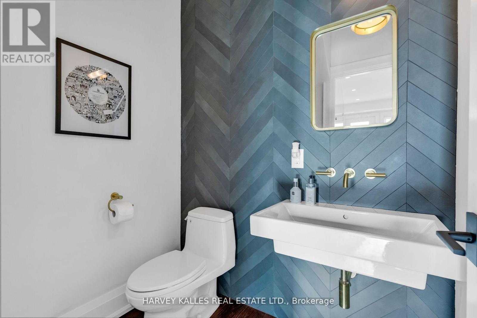 257 Borden Street, Toronto, Ontario  M5S 2N5 - Photo 11 - C12505338