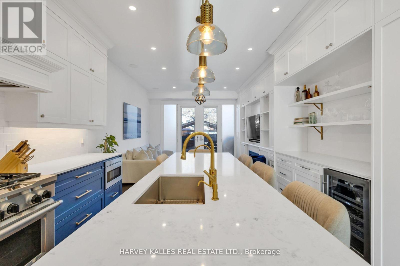 257 Borden Street, Toronto, Ontario  M5S 2N5 - Photo 14 - C12505338