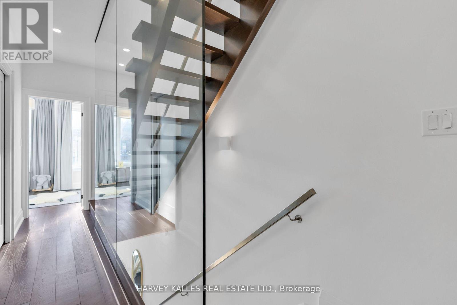 257 Borden Street, Toronto, Ontario  M5S 2N5 - Photo 24 - C12505338