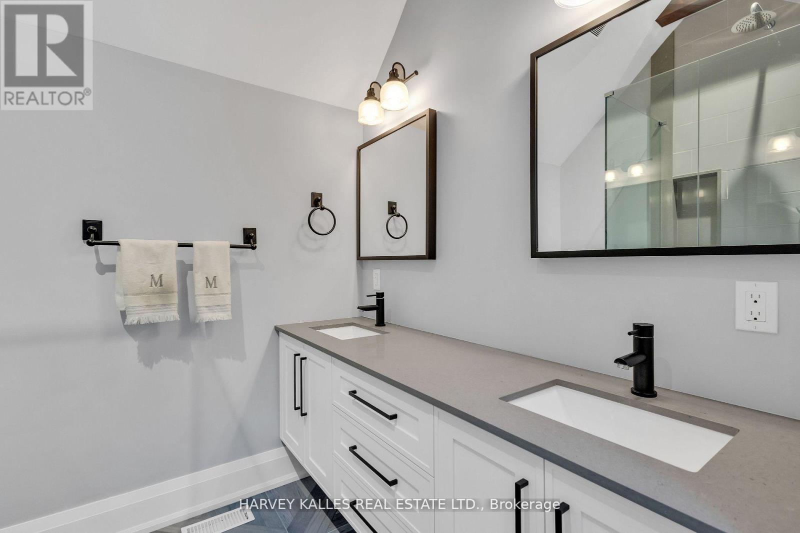 257 Borden Street, Toronto, Ontario  M5S 2N5 - Photo 34 - C12505338