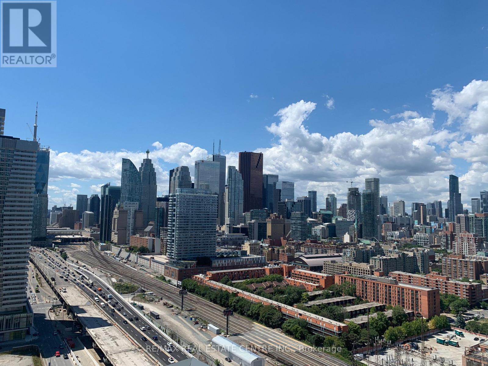 2401 - 16 Bonnycastle Street, Toronto, Ontario  M5A 0C9 - Photo 9 - C12505378