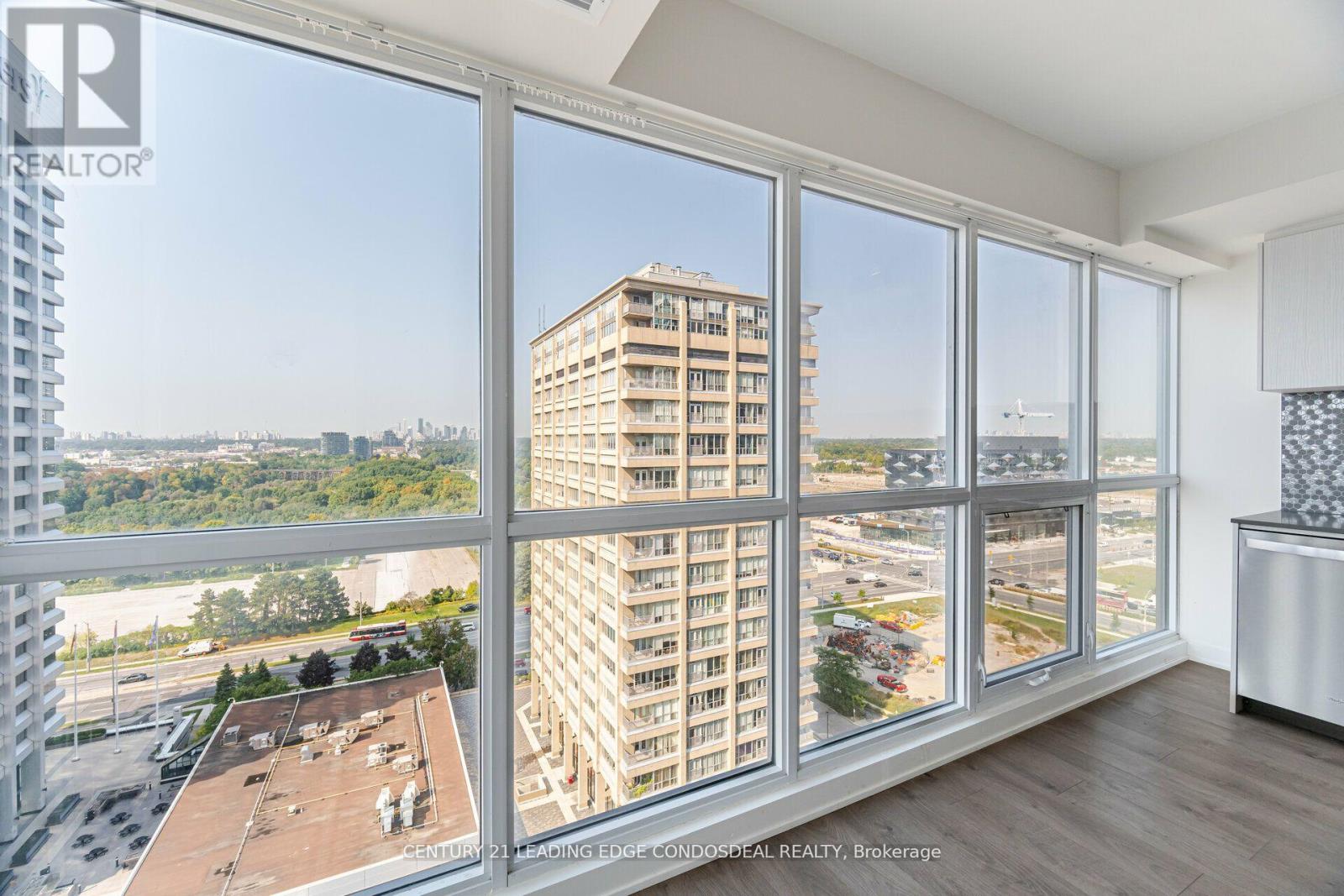 1710 - 2 Sonic Way, Toronto, Ontario  M3C 0P2 - Photo 13 - C12505402