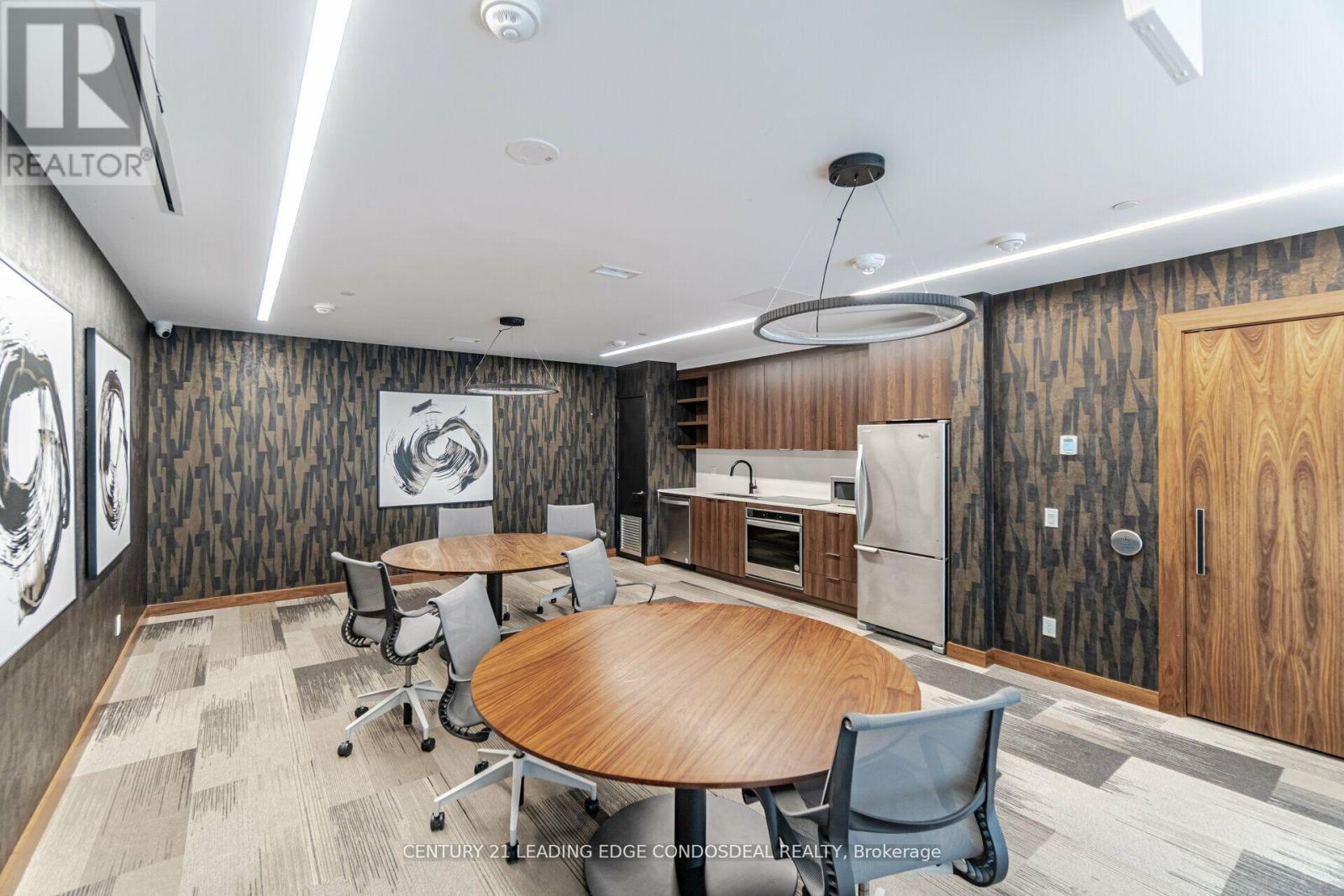 1710 - 2 Sonic Way, Toronto, Ontario  M3C 0P2 - Photo 41 - C12505402