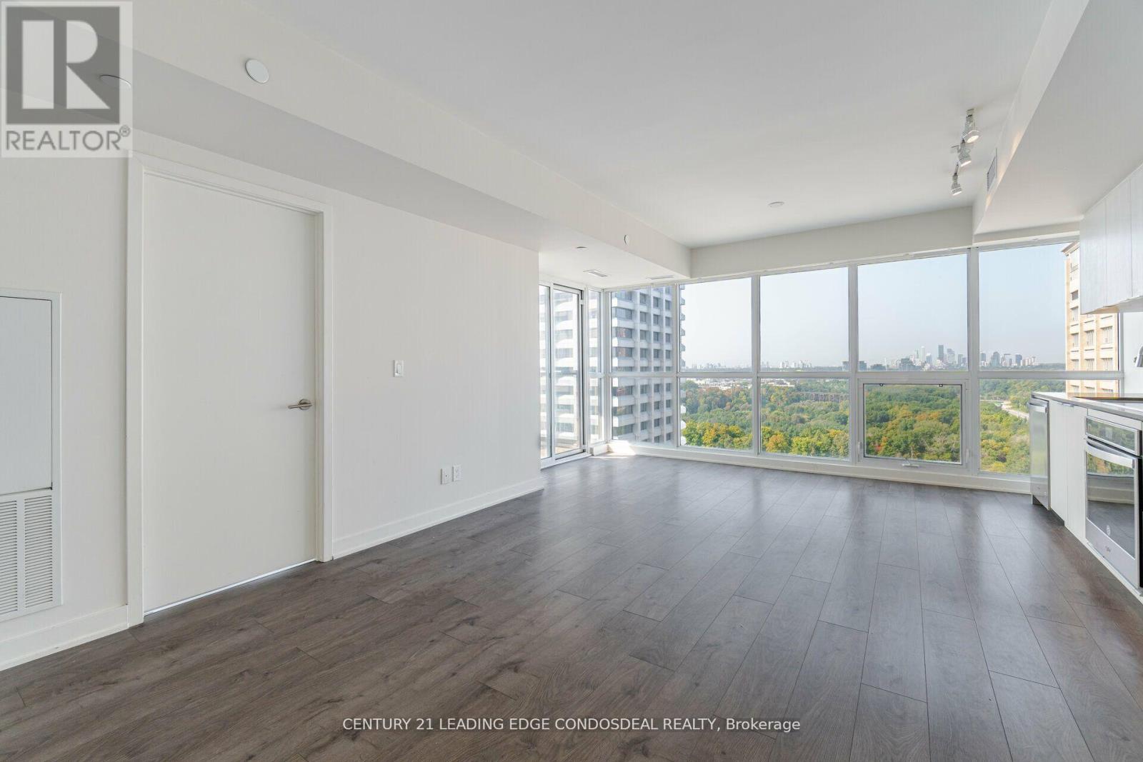 1710 - 2 Sonic Way, Toronto, Ontario  M3C 0P2 - Photo 5 - C12505402