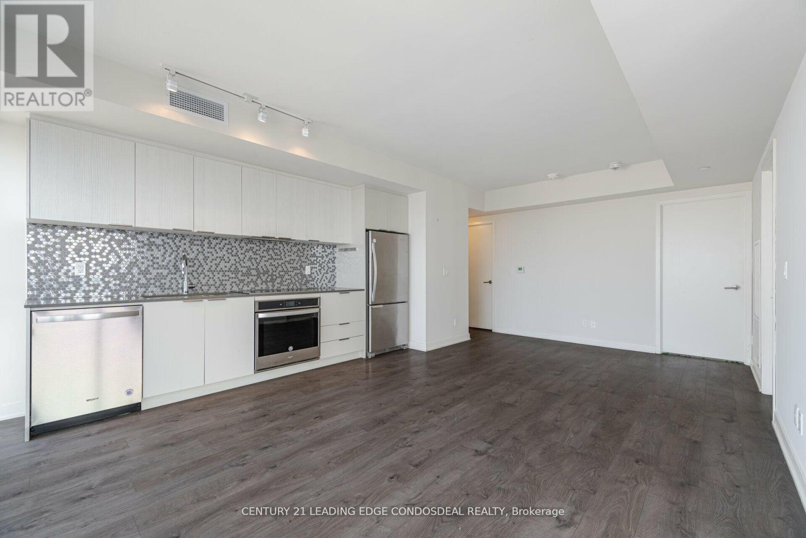 1710 - 2 Sonic Way, Toronto, Ontario  M3C 0P2 - Photo 7 - C12505402