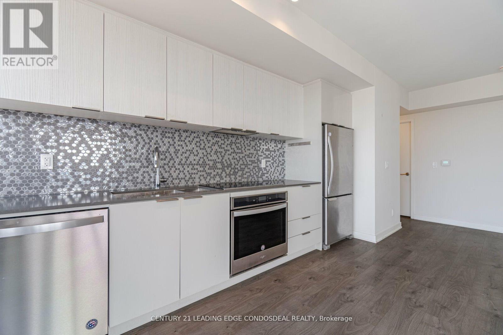 1710 - 2 Sonic Way, Toronto, Ontario  M3C 0P2 - Photo 8 - C12505402