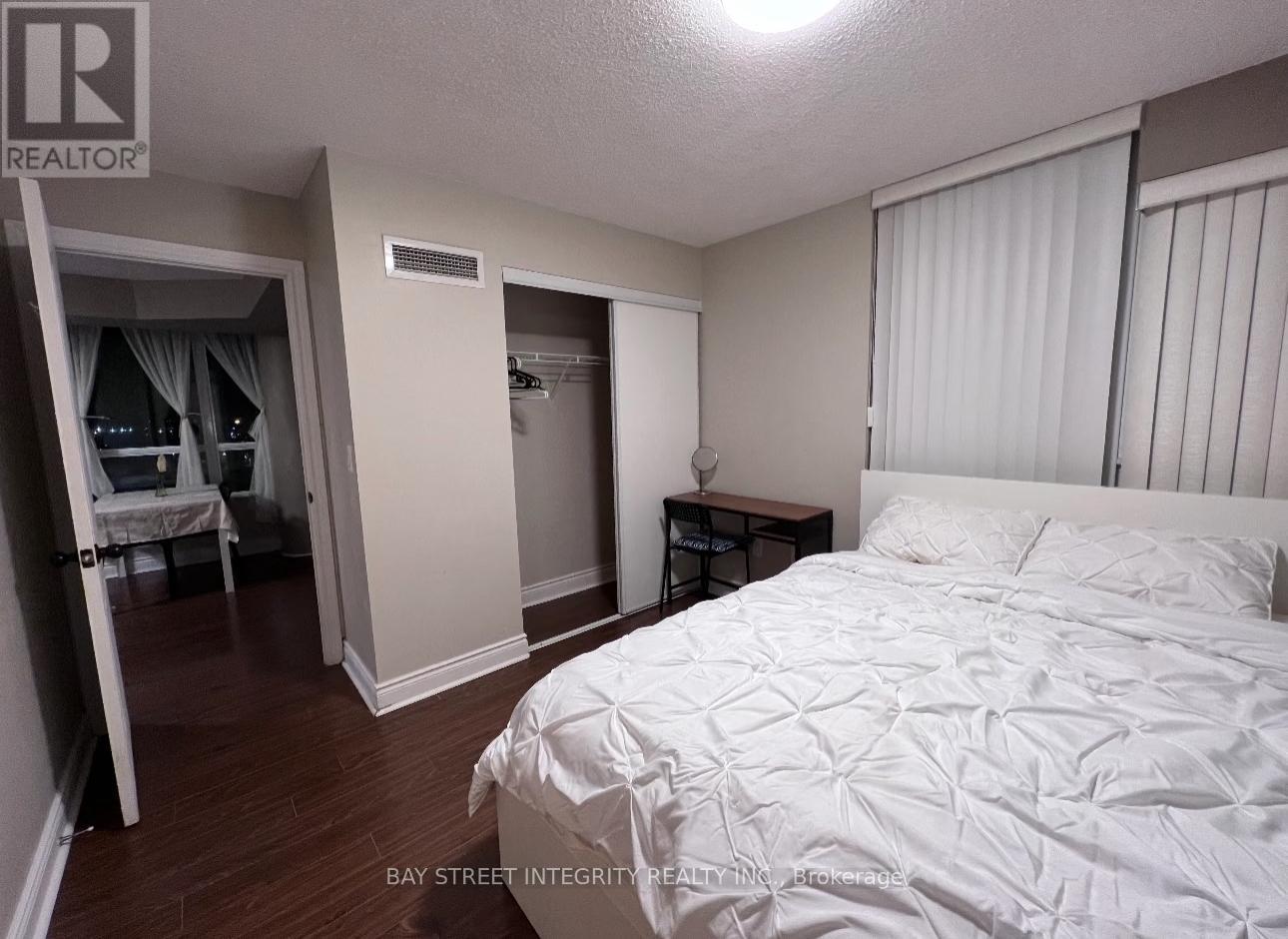 1504 - 50 Brian Harrison Way, Toronto, Ontario  M1P 5J4 - Photo 6 - E12505356