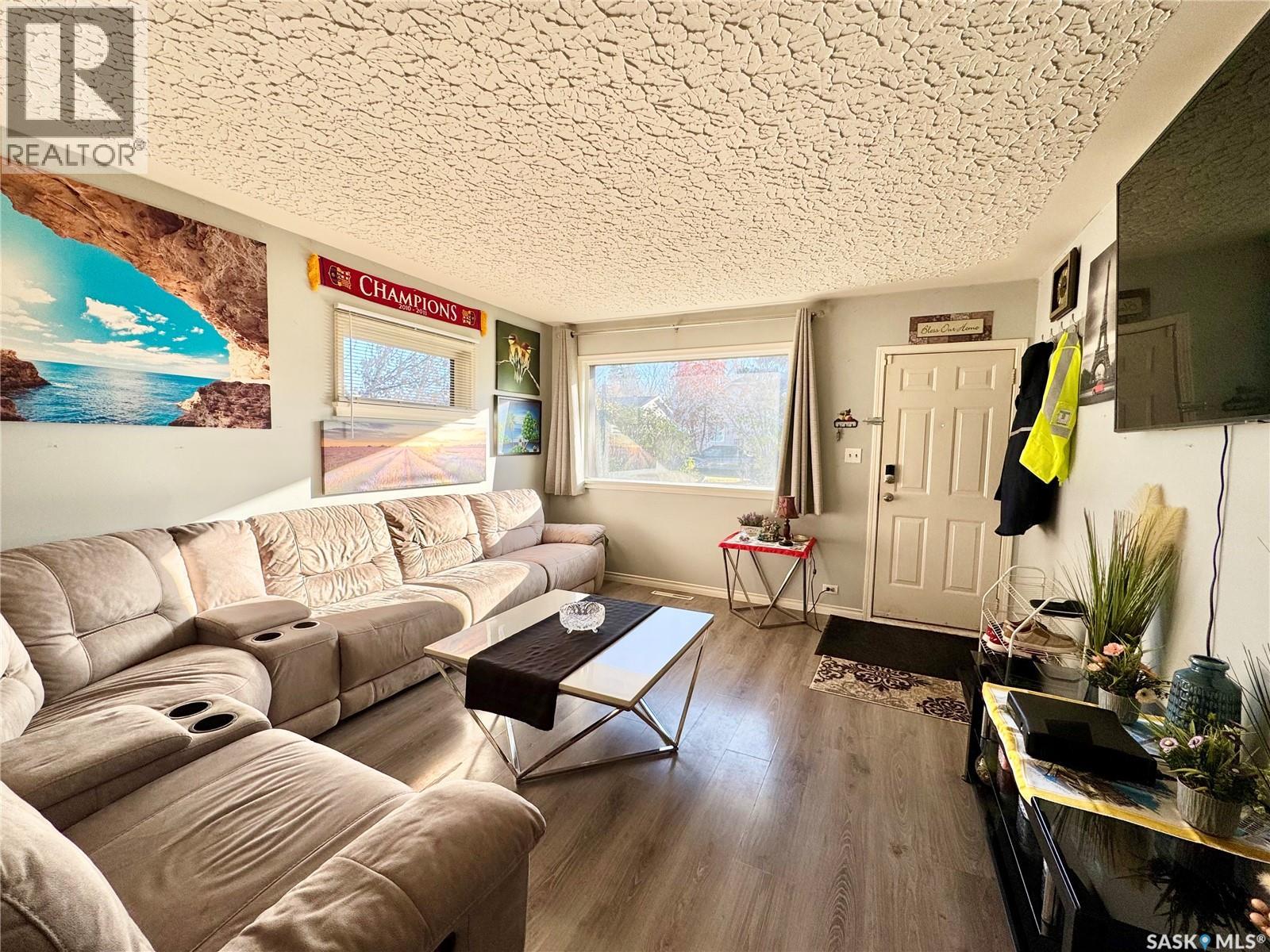 534 21st Street E, Prince Albert, Saskatchewan  S6V 1M4 - Photo 5 - SK022319