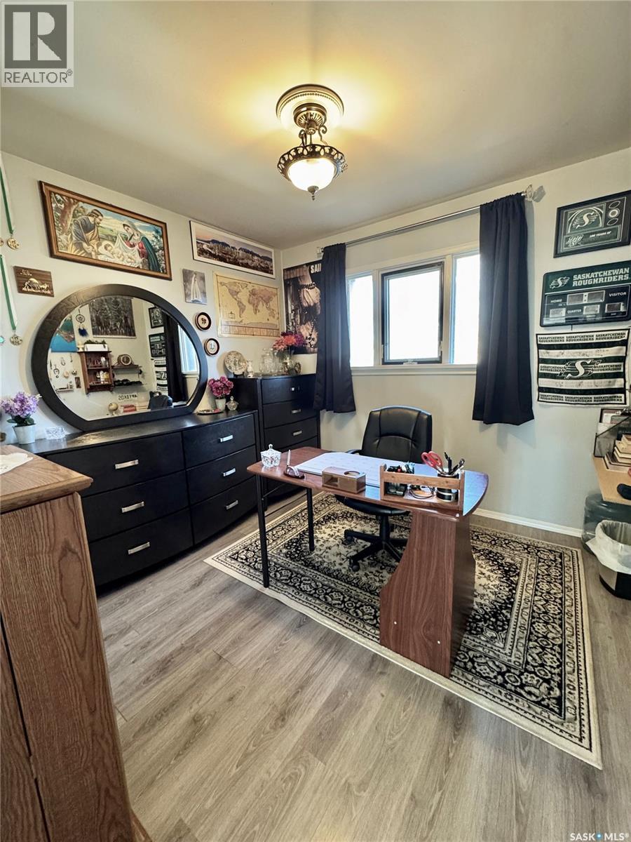 534 21st Street E, Prince Albert, Saskatchewan  S6V 1M4 - Photo 8 - SK022319