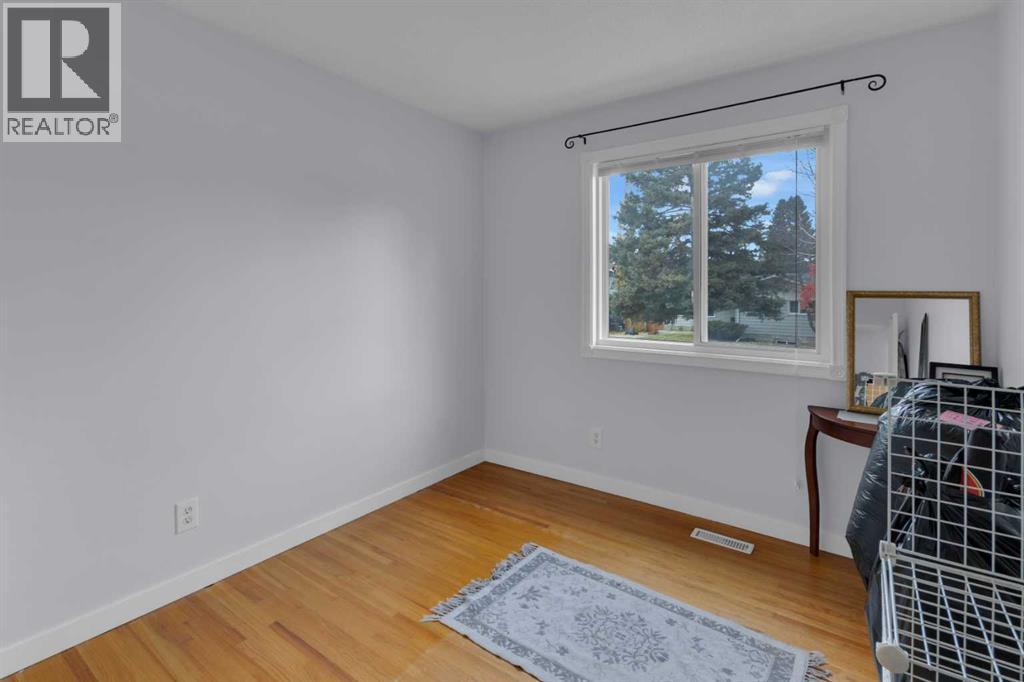 5122 48 Street Nw, Calgary, Alberta  T3A 0S9 - Photo 15 - A2267300