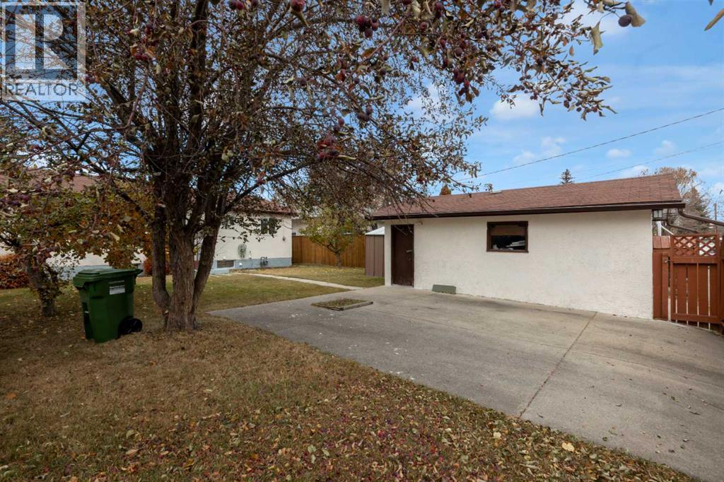 5122 48 Street Nw, Calgary, Alberta  T3A 0S9 - Photo 23 - A2267300