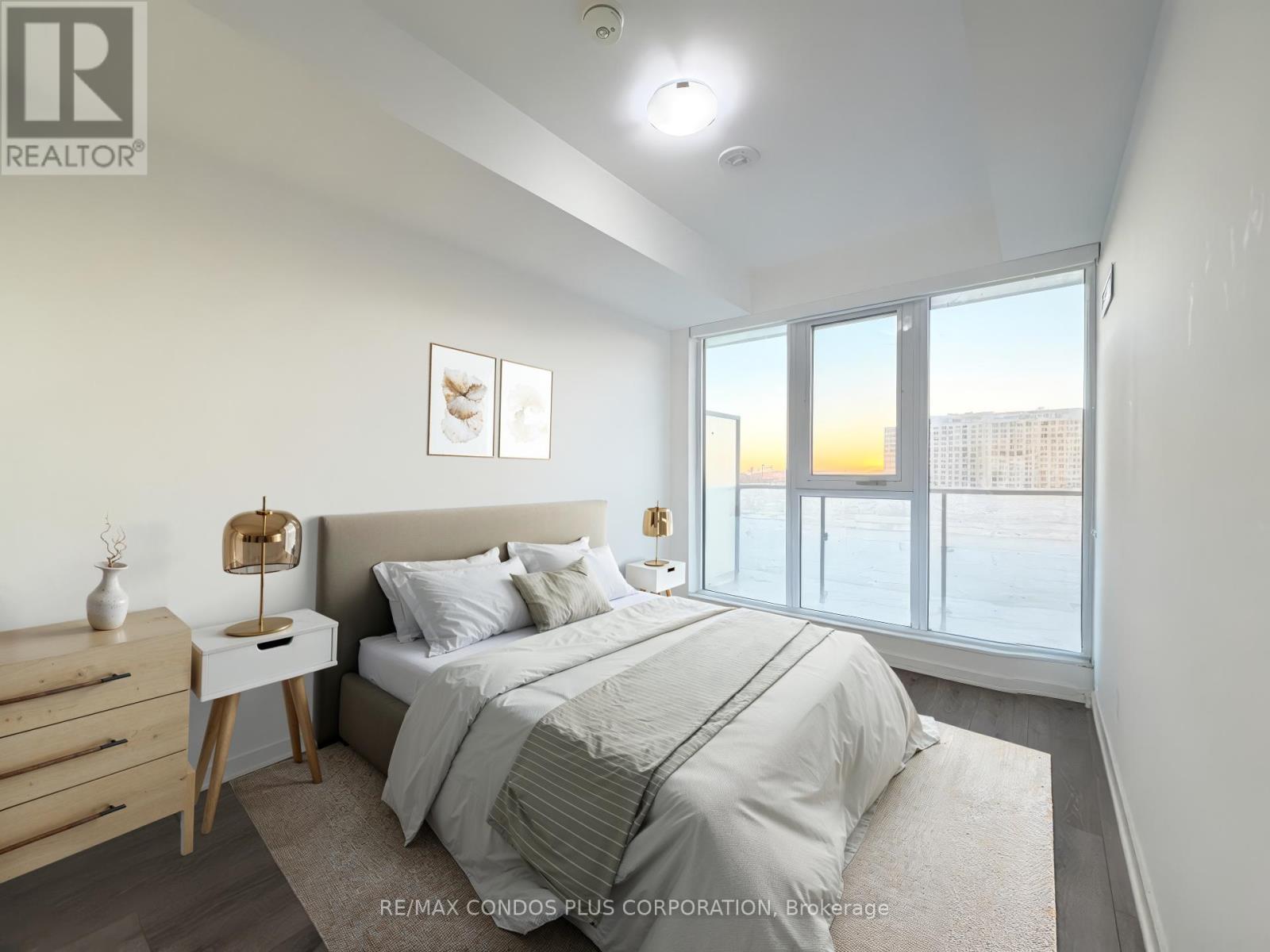 712 - 95 Oneida Crescent, Richmond Hill, Ontario  L4B 0H5 - Photo 6 - N12505314