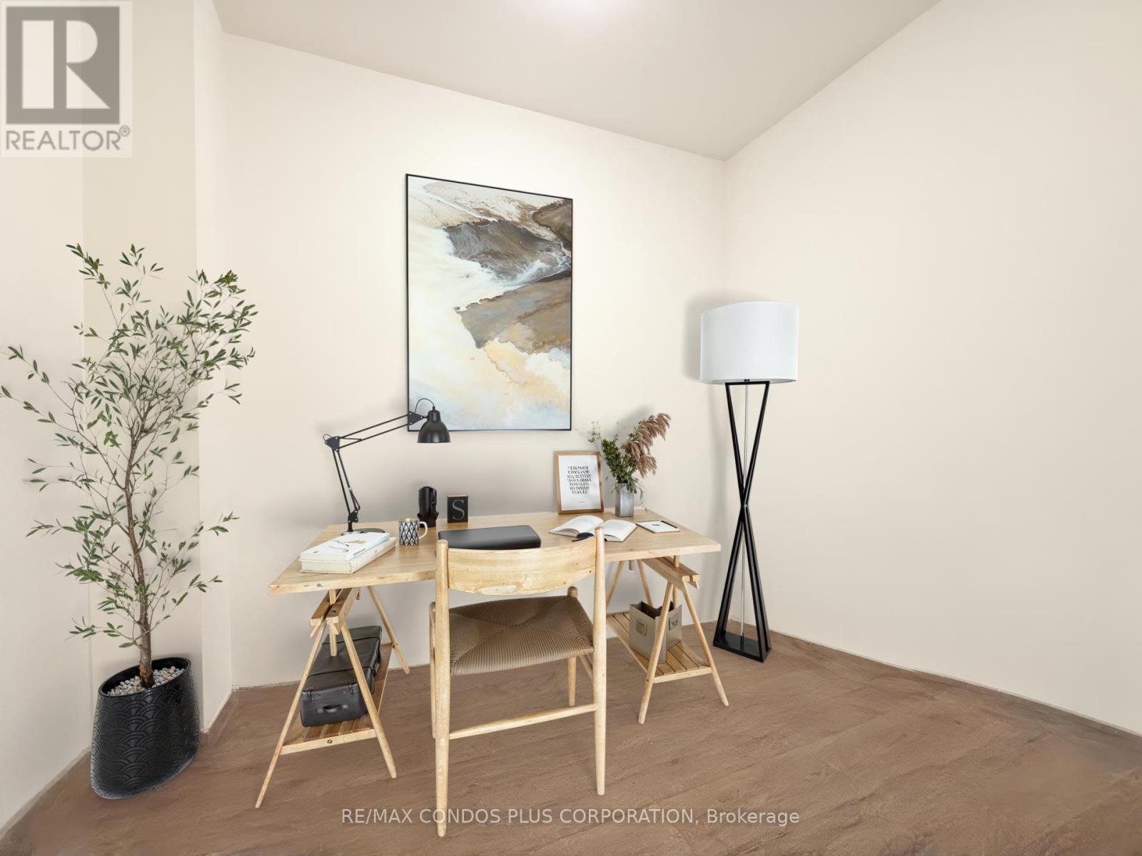 712 - 95 Oneida Crescent, Richmond Hill, Ontario  L4B 0H5 - Photo 9 - N12505314