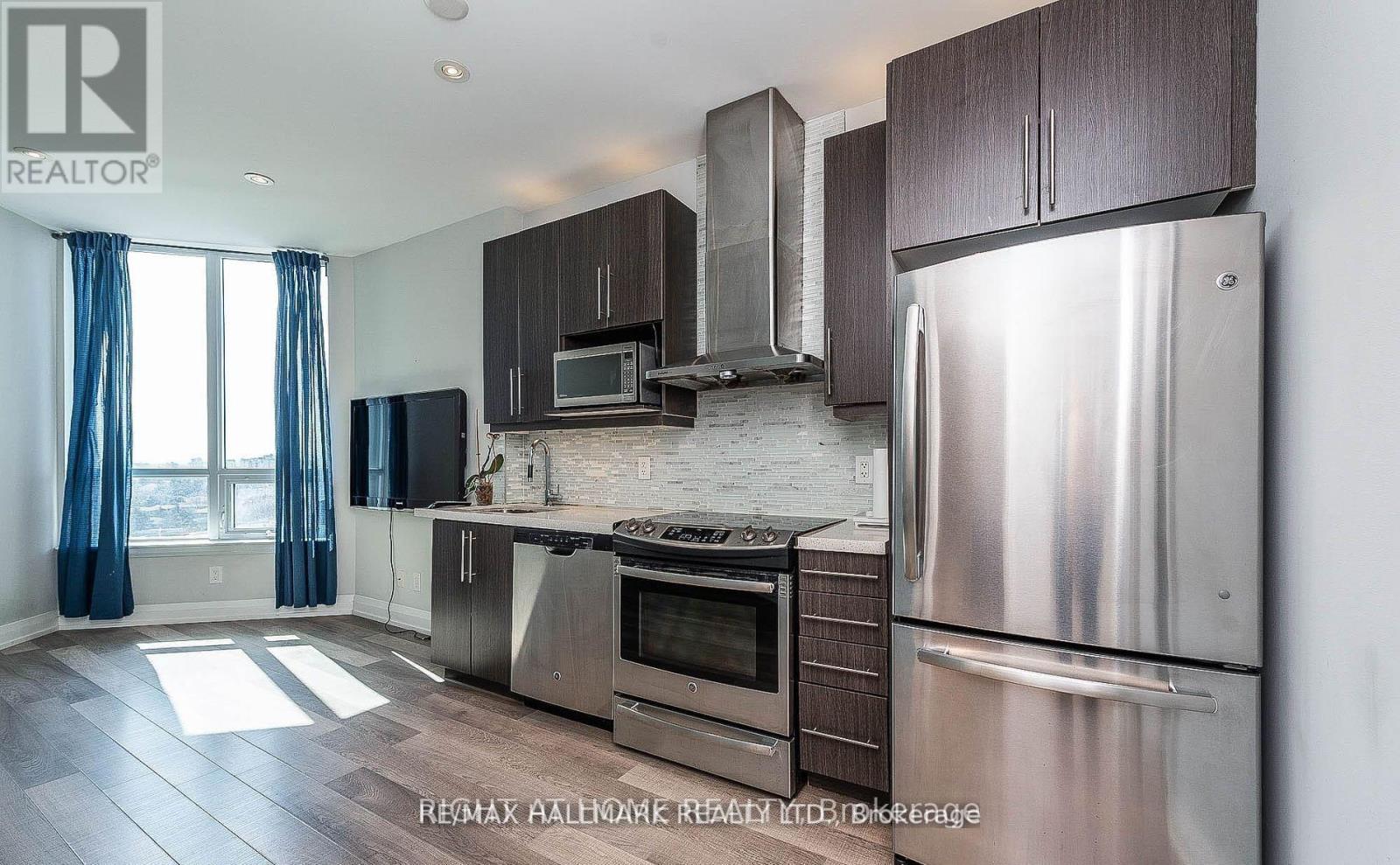 911 - 7171 Yonge Street, Markham, Ontario  L3T 0C5 - Photo 7 - N12505328